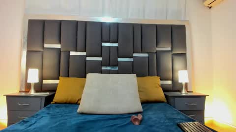 tali  online show from October 12, 6:18 pm