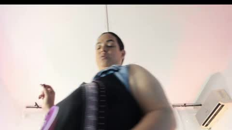 tali  online show from November 21, 7:56 pm