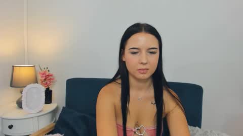 taliasensitive online show from September 18, 11:12 am