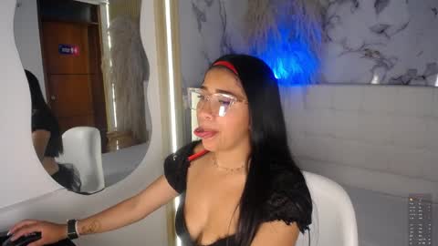 taliasweett online show from May 13, 8:16 pm