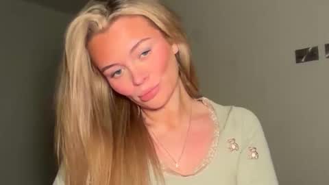 Talia online show from January 18, 9:40 pm