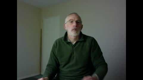 Snapshot of taliesin4321 chatting on December 16, 7:00 pm Jack Pierrot online show from December 16, 7:00 pm