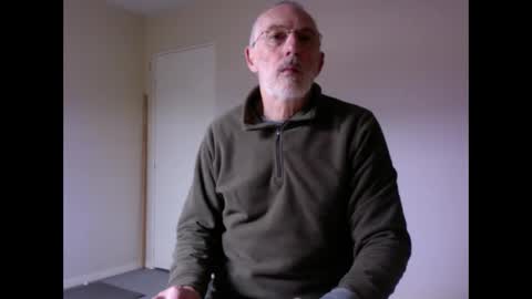 Snapshot of taliesin4321 chatting on December 29, 12:01 pm Jack Pierrot online show from December 29, 12:01 pm