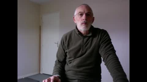Snapshot of taliesin4321 chatting on December 29, 3:03 pm Jack Pierrot online show from December 29, 3:03 pm