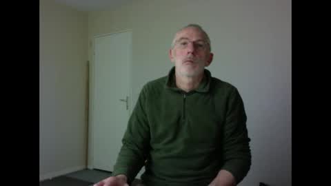 Snapshot of taliesin4321 chatting on January 2, 7:51 pm Jack Pierrot online show from January 2, 7:51 pm