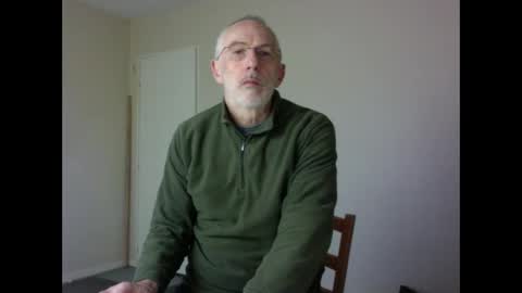 Snapshot of taliesin4321 chatting on January 4, 3:49 pm Jack Pierrot online show from January 4, 3:49 pm