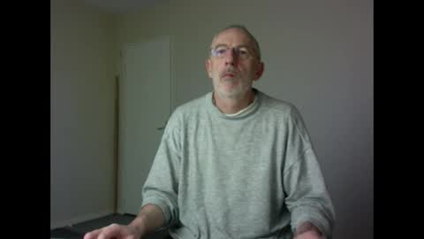 Snapshot of taliesin4321 chatting on January 26, 5:13 am Jack Pierrot online show from January 26, 5:13 am