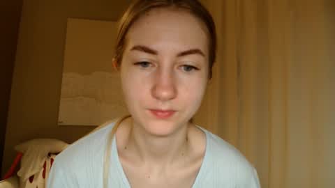  Kira  online show from February 7, 5:52 am