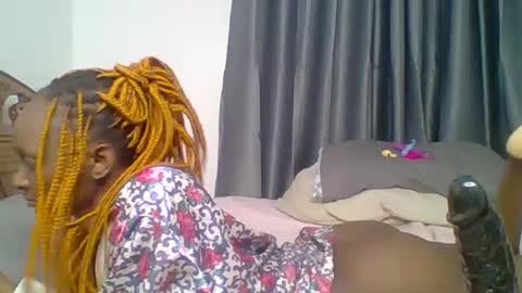 Snapshot of talisha_smiley chatting on July 16, 7:14 am talisha smiles online show from July 16, 7:14 am