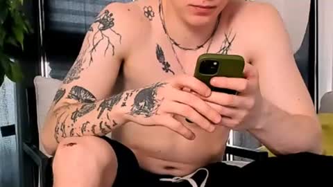 Snapshot of talkinghead7 chatting on July 14, 4:56 pm Colin online show from July 14, 4:56 pm
