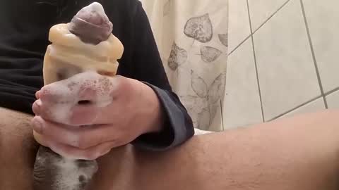 Snapshot of tall6feet7inch chatting on February 8, 7:59 am tall6feet7inch online show from February 8, 7:59 am