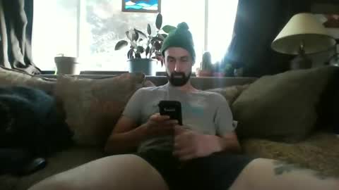 Snapshot of tallapple43 chatting on January 13, 7:08 pm tallapple43 online show from January 13, 7:08 pm