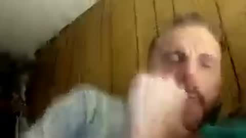 Snapshot of tallcleancuthung chatting on July 1, 6:18 pm Tallcleancuthung online show from July 1, 6:18 pm