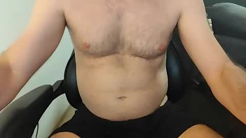Snapshot of talljay91 chatting on July 15, 9:20 pm Just ask for it online show from July 15, 9:20 pm
