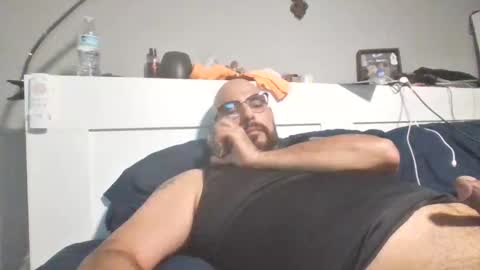 Snapshot of talllatino310 chatting on October 21, 4:46 am talllatino310 online show from October 21, 4:46 am