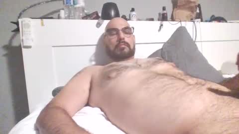 Snapshot of talllatino310 chatting on April 24, 7:27 pm talllatino310 online show from April 24, 7:27 pm