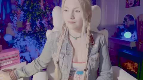 Snapshot of talulaa chatting on July 4, 8:26 pm Talula - OF talulaa online show from July 4, 8:26 pm