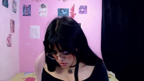 Alejandra Independent model online show from February 26, 8:15 am