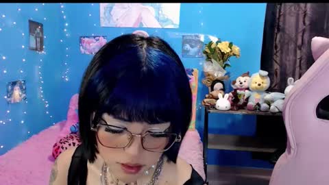 Alejandra Independent model online show from October 20, 1:00 pm
