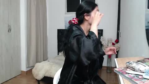 Snapshot of tamar4_f00x chatting on May 6, 12:54 pm Hi im sara online show from May 6, 12:54 pm