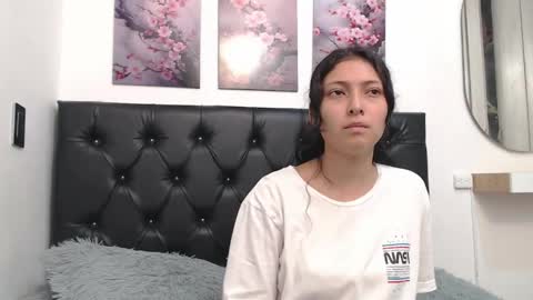 Snapshot of tamar4_f00x chatting on May 24, 7:52 pm Hi im sara online show from May 24, 7:52 pm