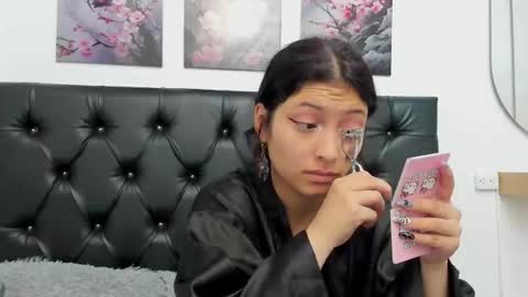Snapshot of tamar4_f00x chatting on June 27, 1:06 pm Hi im sara online show from June 27, 1:06 pm