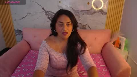 Snapshot of tamara_ch1 chatting on October 23, 2:55 am tamara_ch1 online show from October 23, 2:55 am