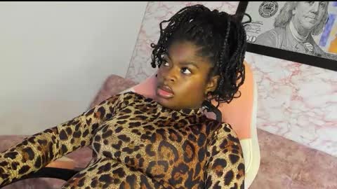 Snapshot of tamara_lubez chatting on November 4, 7:02 pm tamara_lubez online show from November 4, 7:02 pm