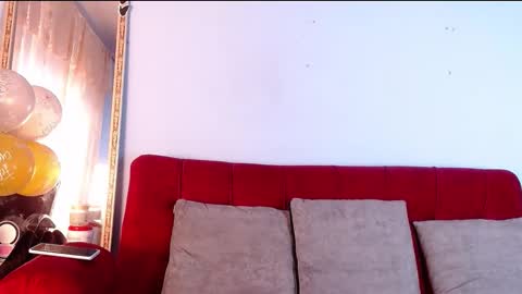 Snapshot of tamara_reyna chatting on November 21, 7:12 pm Tammy Modelo independiente YEAH online show from November 21, 7:12 pm