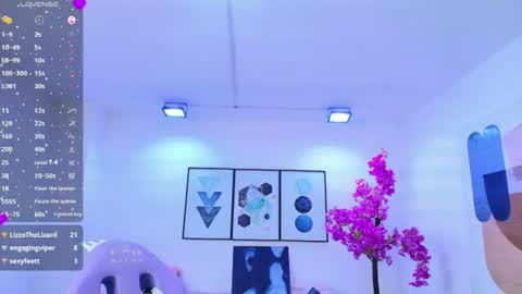 Snapshot of tamara_slimx chatting on July 7, 7:23 am Tamara online show from July 7, 7:23 am