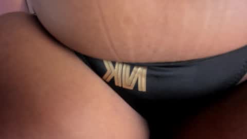 Snapshot of tamarazaki chatting on December 3, 8:29 pm Tami online show from December 3, 8:29 pm