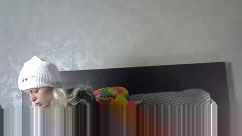 Snapshot of tamesbury chatting on November 14, 2:43 am tamesbury online show from November 14, 2:43 am