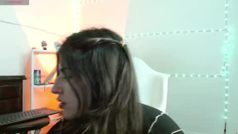 Snapshot of tami_ramirez__ chatting on March 9, 10:52 pm Tami online show from March 9, 10:52 pm