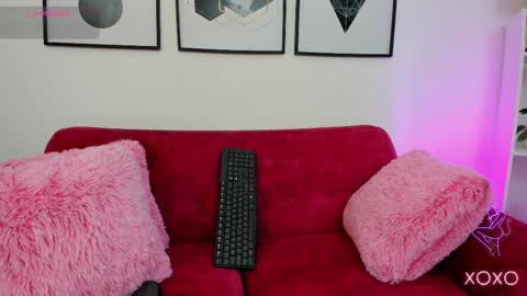 Tami Baby online show from March 18, 3:31 am