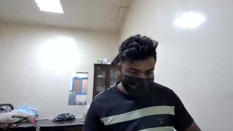 Snapshot of tamilan_da75 chatting on December 29, 3:11 am tamilan_da75 online show from December 29, 3:11 am