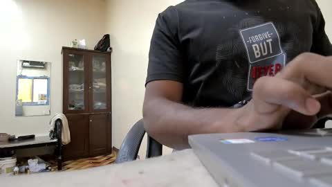 Snapshot of tamilan_da75 chatting on December 30, 6:20 am tamilan_da75 online show from December 30, 6:20 am