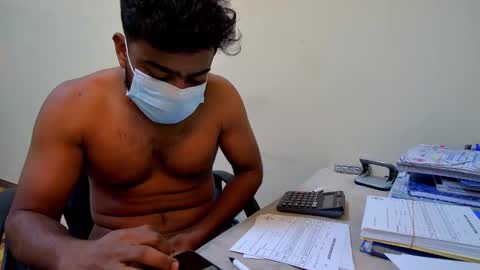 Snapshot of tamilan_da75 chatting on January 1, 8:45 am tamilan_da75 online show from January 1, 8:45 am