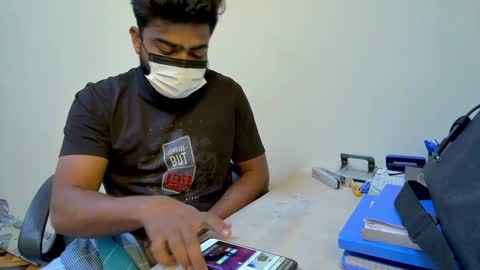 Snapshot of tamilan_da75 chatting on January 21, 10:52 am tamilan_da75 online show from January 21, 10:52 am