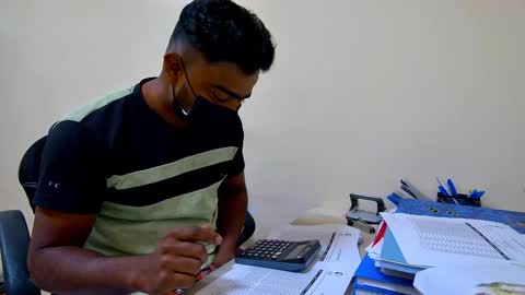 Snapshot of tamilan_da75 chatting on January 27, 4:30 am tamilan_da75 online show from January 27, 4:30 am