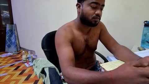 Snapshot of tamilan_da75 chatting on March 13, 3:24 am tamilan_da75 online show from March 13, 3:24 am