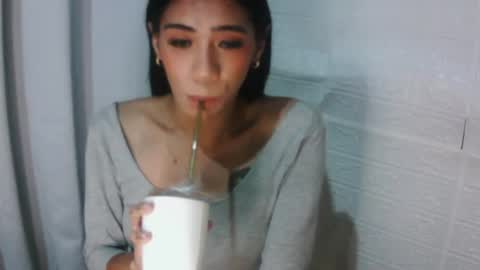 Snapshot of tamira_sassyqueen chatting on January 11, 9:26 am Kylie online show from January 11, 9:26 am