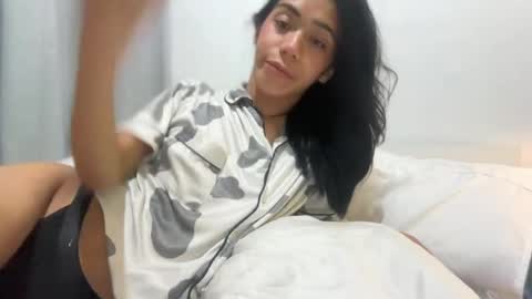 Kylie online show from July 20, 11:56 am