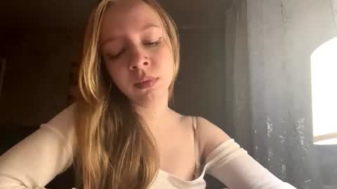 Jenny online show from June 22, 7:38 am