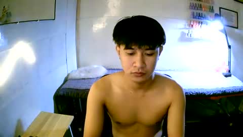 tammy_boy2001 online show from June 15, 7:10 am
