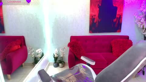 Tammy online show from April 26, 3:48 am