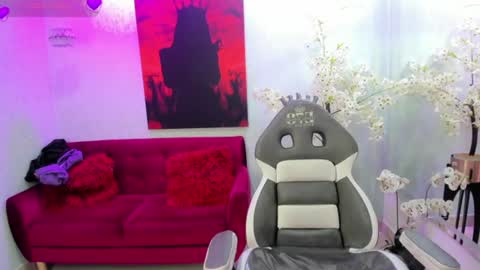 Tammy online show from June 18, 3:29 am