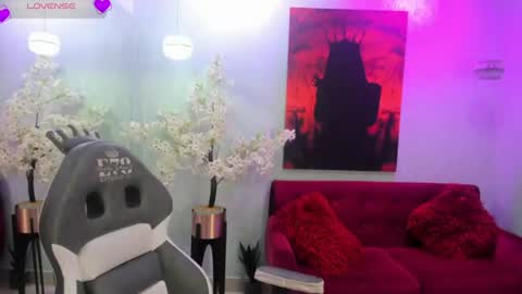 Tammy online show from June 24, 3:27 am