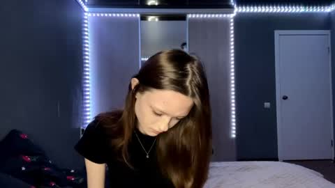 Adriana online show from April 30, 8:15 pm