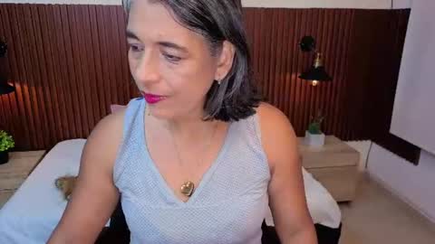 Snapshot of tammylynn45 chatting on June 12, 6:29 pm Tammy Lynn online show from June 12, 6:29 pm