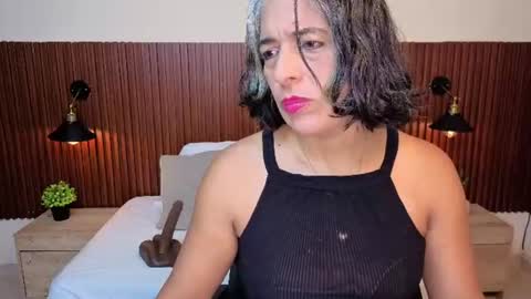 Snapshot of tammylynn45 chatting on June 15, 12:07 pm Tammy Lynn online show from June 15, 12:07 pm
